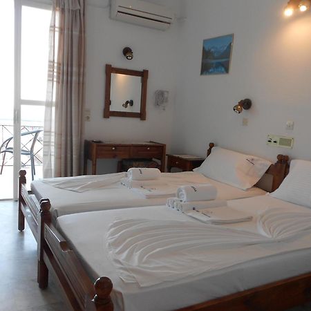 Zorbas Hotel Питагорион Номер фото