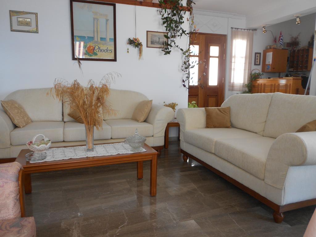 Zorbas Hotel Питагорион Экстерьер фото